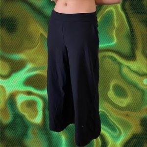 Black loose flowy exercise pants - yoga pants